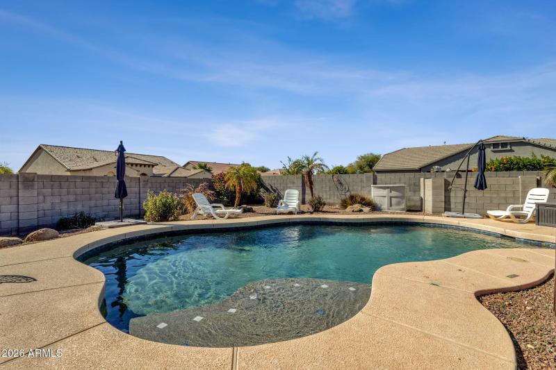 52-web-or-mls-5610-n-lyle-ct