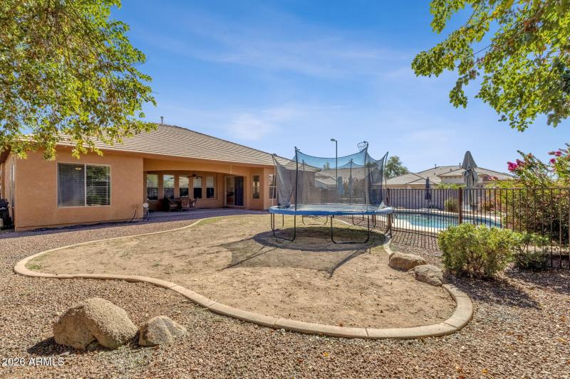 56-web-or-mls-5610-n-lyle-ct