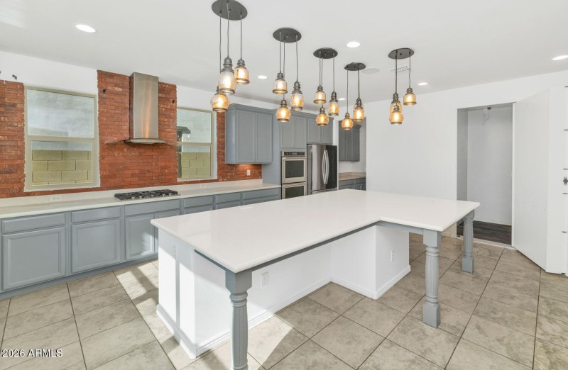 9645 E Theia Dr-large-014-042-TOD6258-15