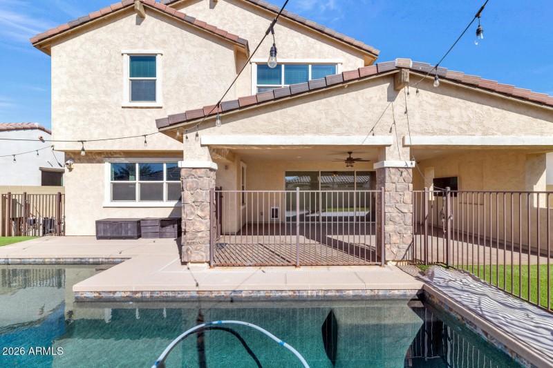 9645 E Theia Dr-large-041-041-TOD6217-15