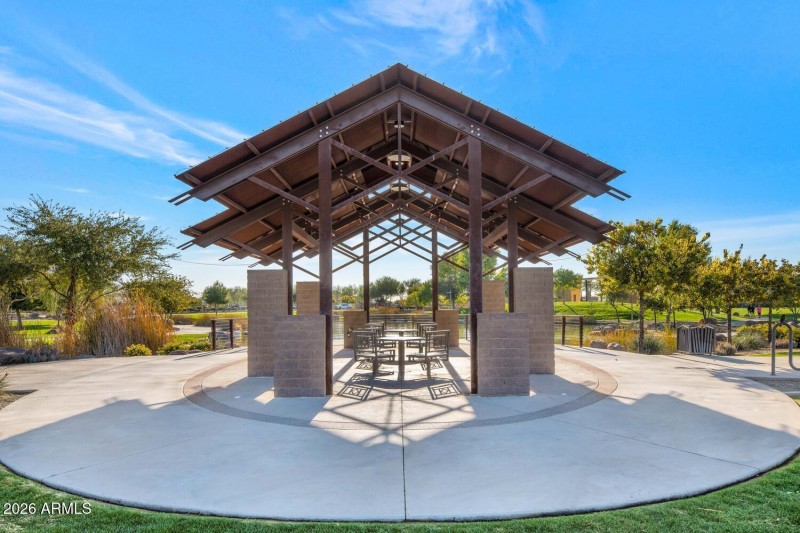 9645 E Theia Dr-large-050-044-TOD3660-15