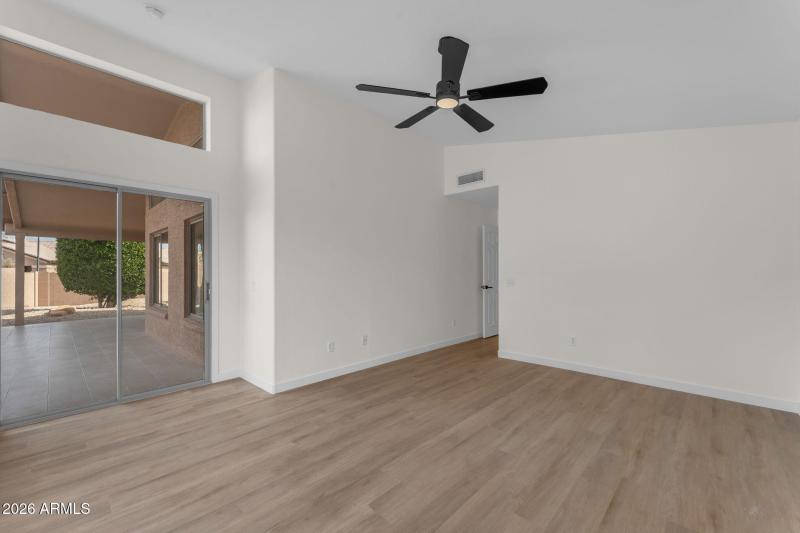 23-web-or-mls-DSC01484