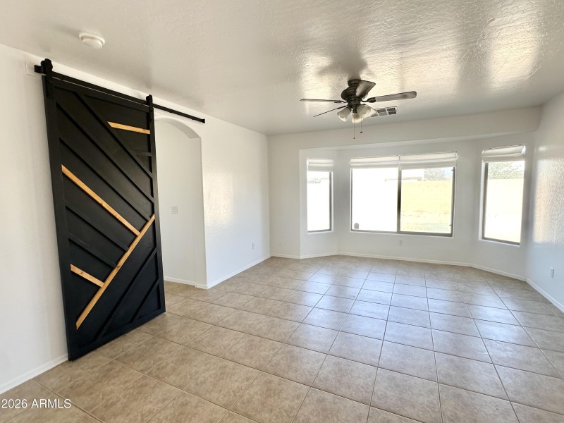 SIZABLE MASTER BEDROOM