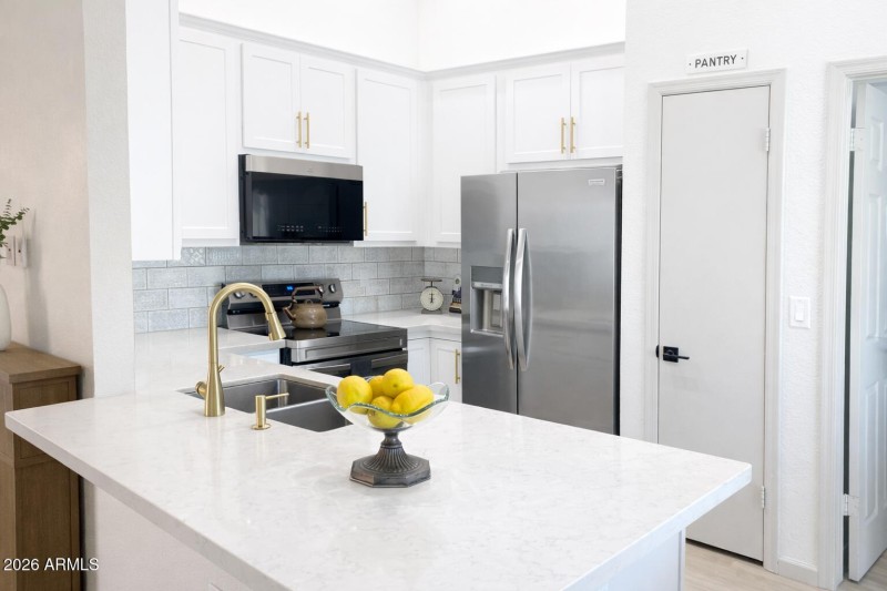 Eat in kithcen island