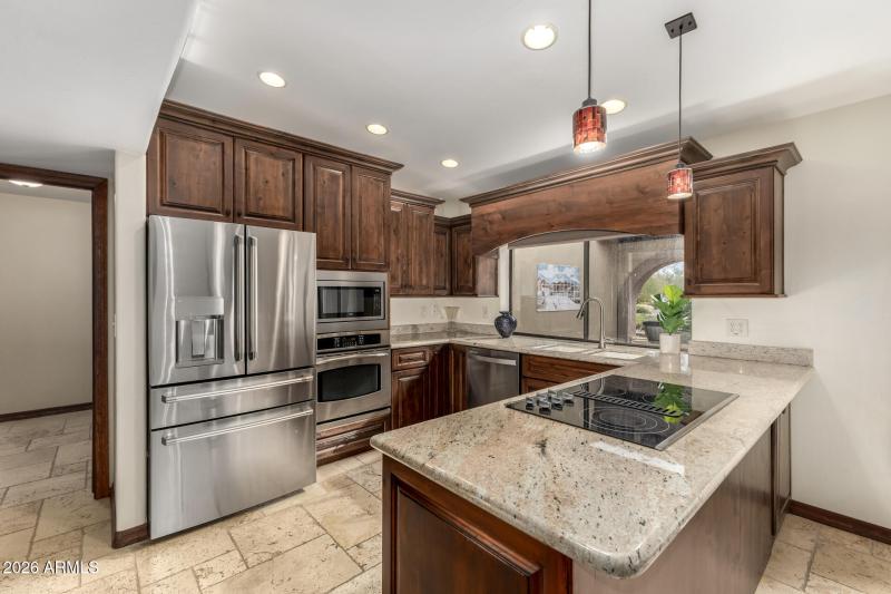 5022 E Calle De Los Flores