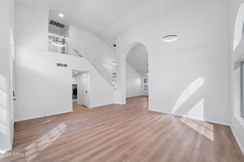 006__1405 N Jamaica Way