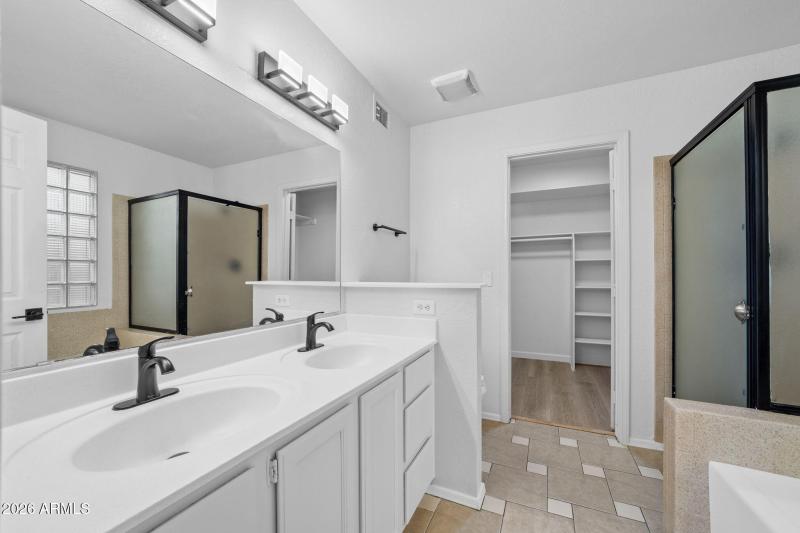 015__1405 N Jamaica Way