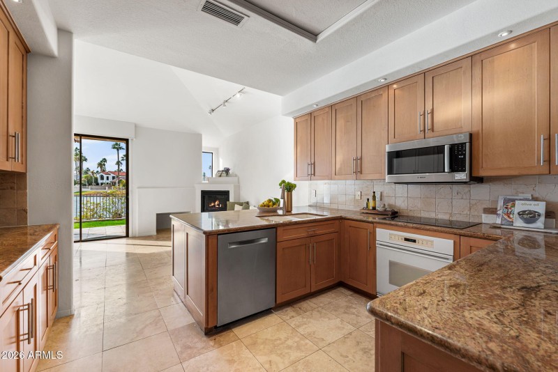 45-web-or-mls-DSC03530