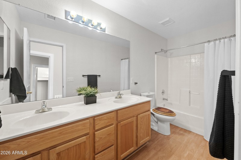 4957-S-Louie-Lamour-34