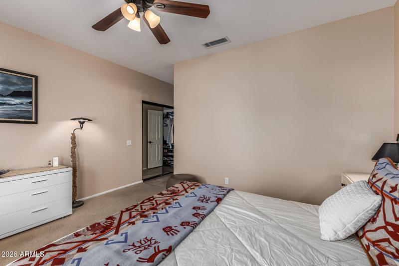 Looking toward closet and entry