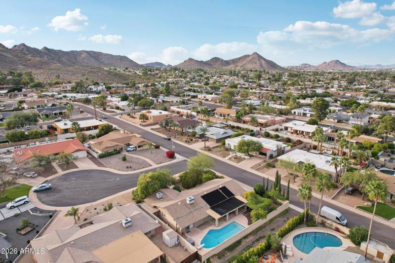 55-web-or-mls-North 25th Pl-S0702-055