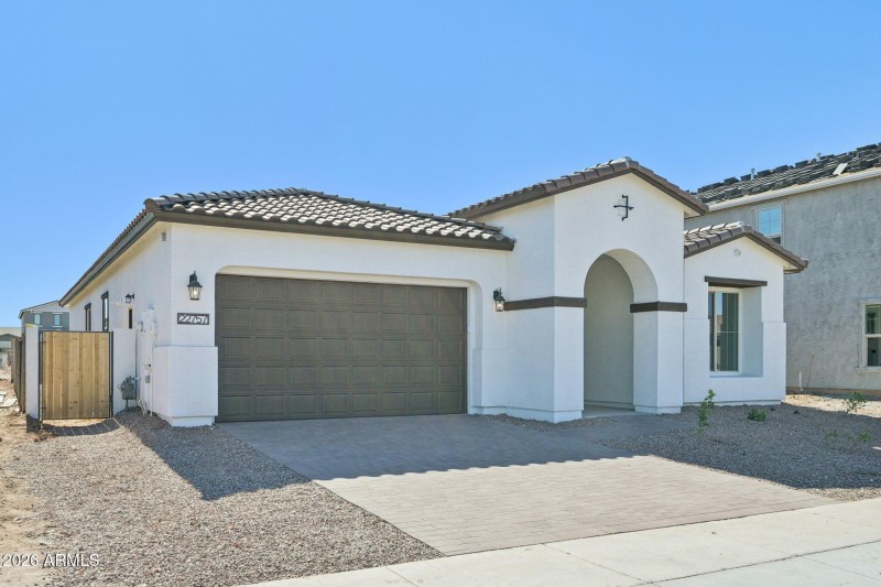 2-web-or-mls-E Saddle Way-S0902-002