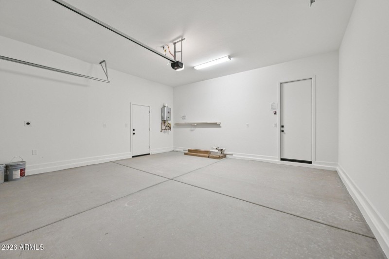 37-web-or-mls-E Saddle Way-S0902-037