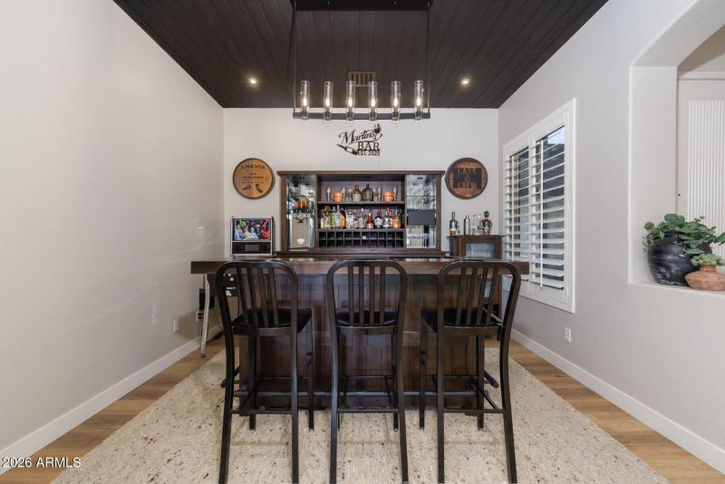 E Dubois Ave (4167)-13