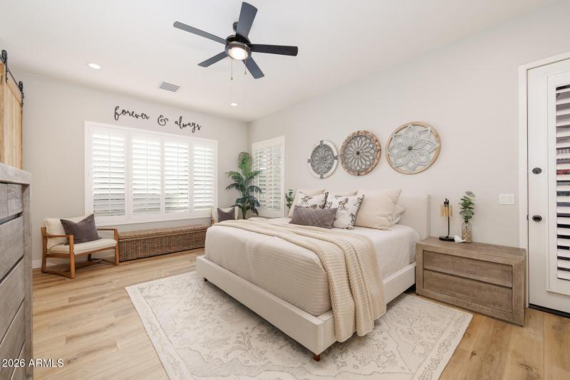 E Dubois Ave (4167)-18