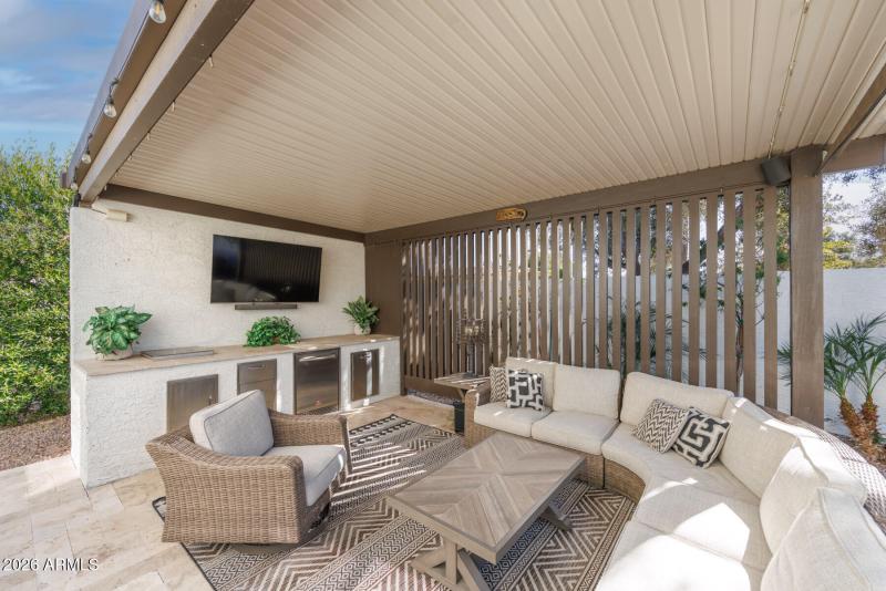 E Dubois Ave (4167)-38