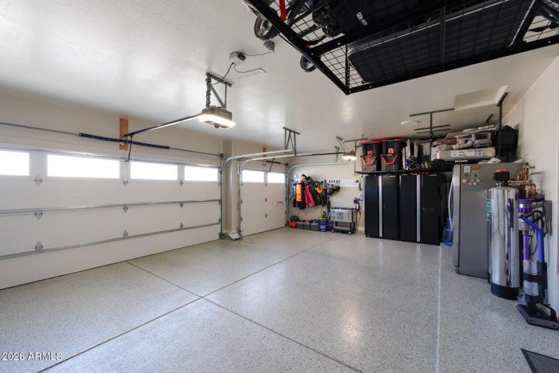 E Dubois Ave (4167)-42