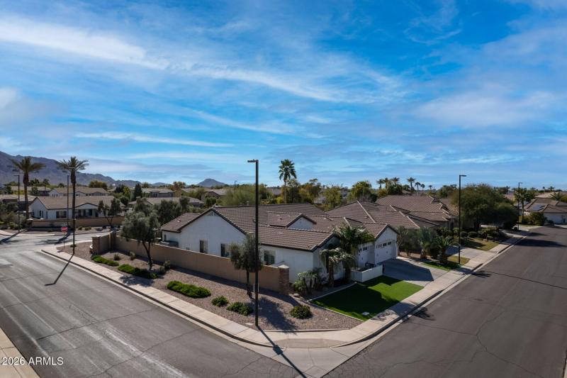 E Dubois Ave (4167)-46