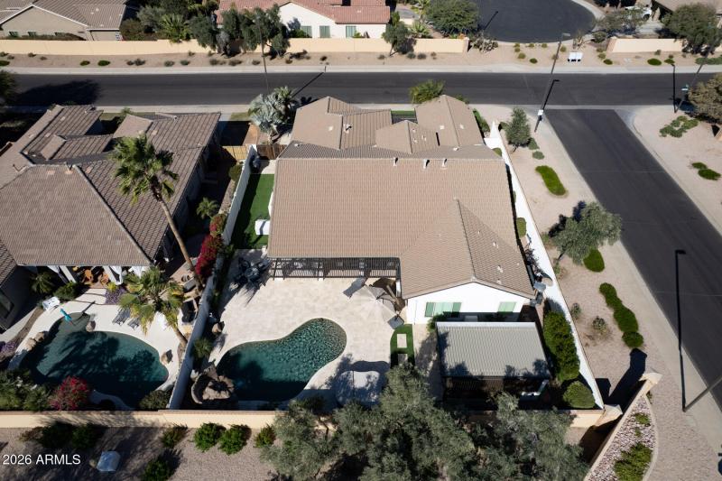 E Dubois Ave (4167)-54