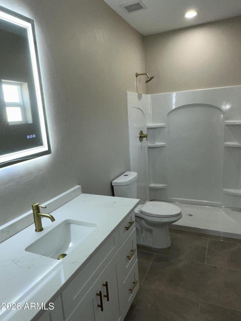 45F694E4-4B7B-4F95-AC9E-2BC892E0936C