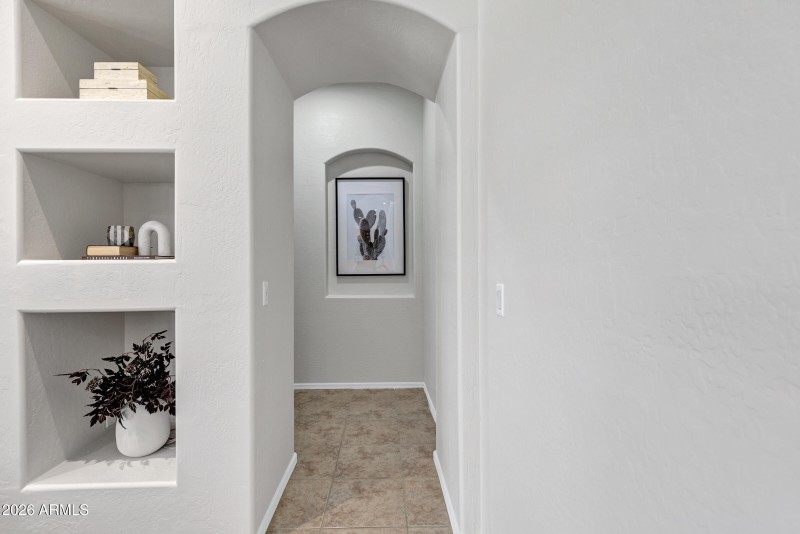 9831 E Lompoc Ave-25