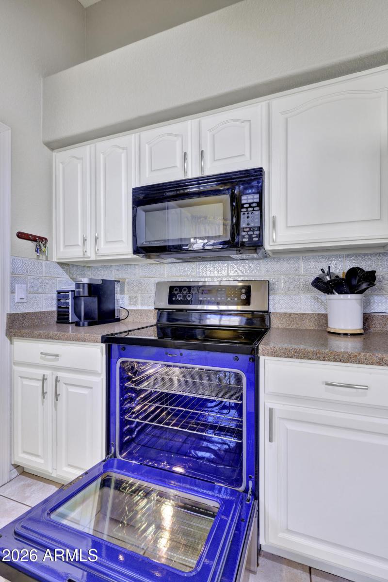 Beautiful Oven Interior