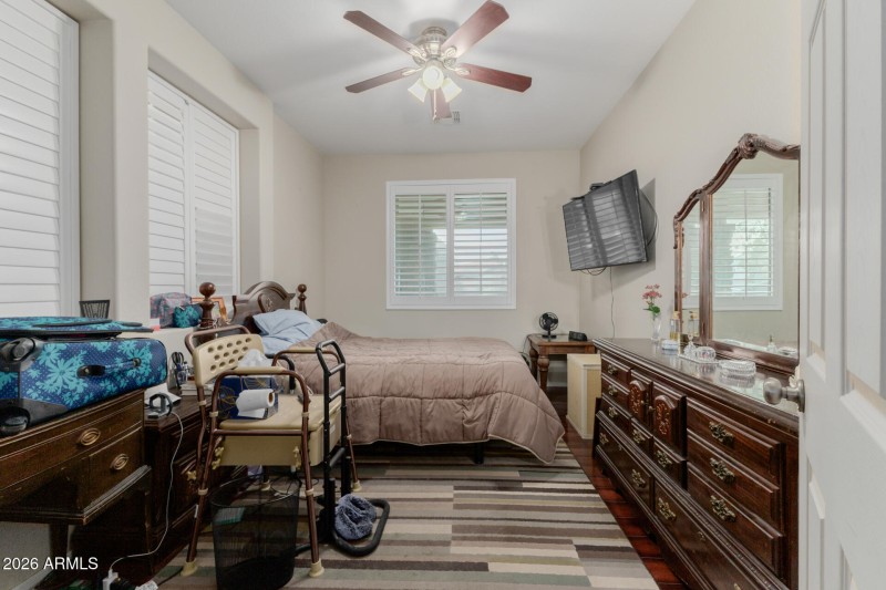 Office/Den or opt Bdrm