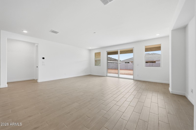 PHX_Miravida_lot 1037_Blush_14857_Greatr