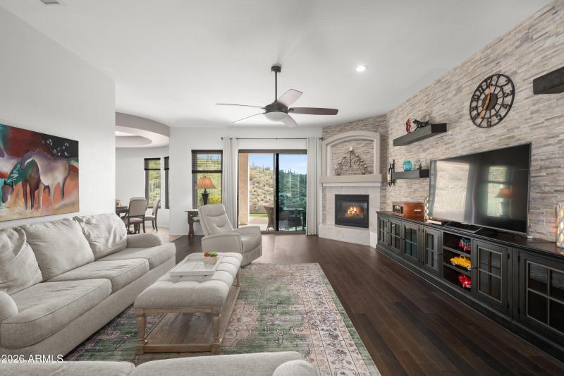 8207-E-Fairy-Duster-Dr-13