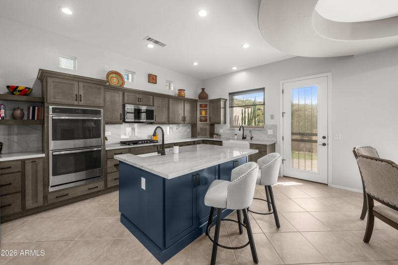 8207-E-Fairy-Duster-Dr-18