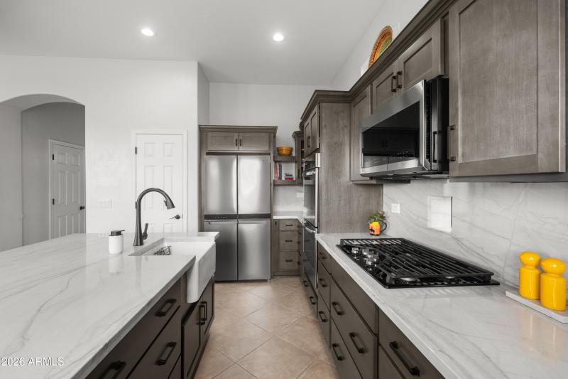 8207-E-Fairy-Duster-Dr-23