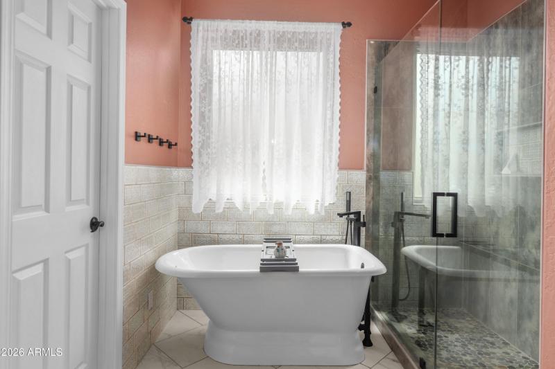 8207-E-Fairy-Duster-Dr-39