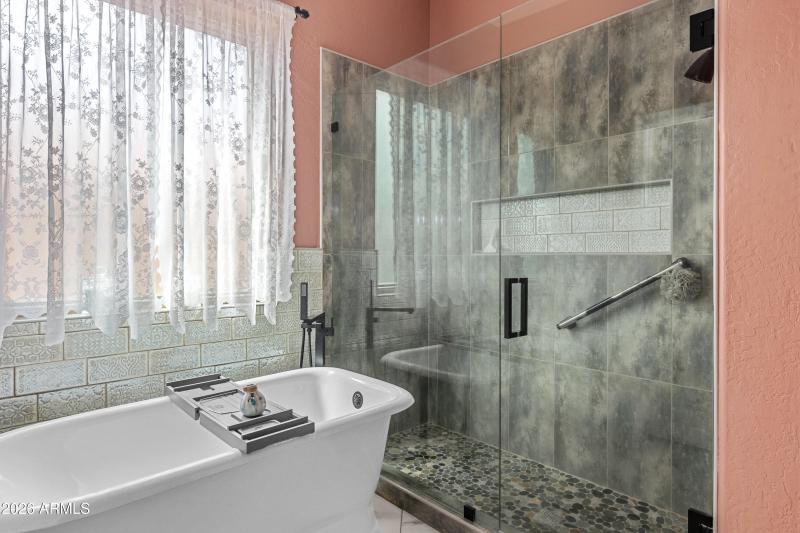 8207-E-Fairy-Duster-Dr-40