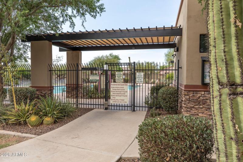 3_Pool Entrance_Superstition Foothills