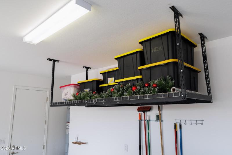 N Hubbard Ln (1972)-33