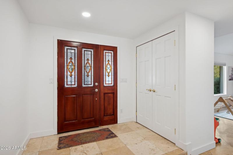 6-web-or-mls-6001-e-thunderbird-rd