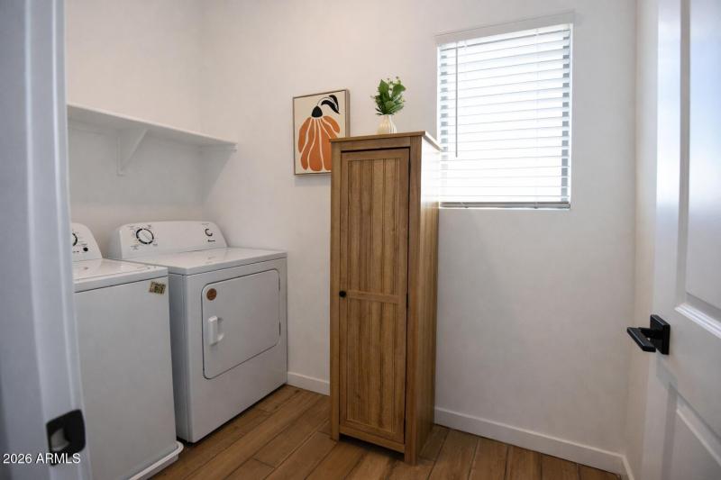 upstairs_laundry-room
