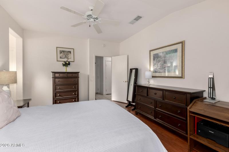 17 - Cavalcade 13523