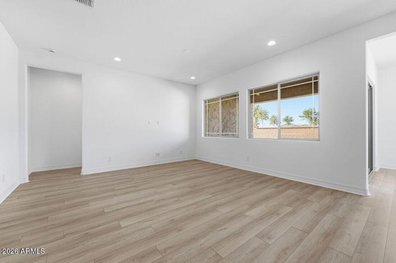 hj-az-phoenix-legado-landmark-cambridge-