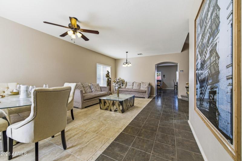 35834 W Cartegna Ln-8