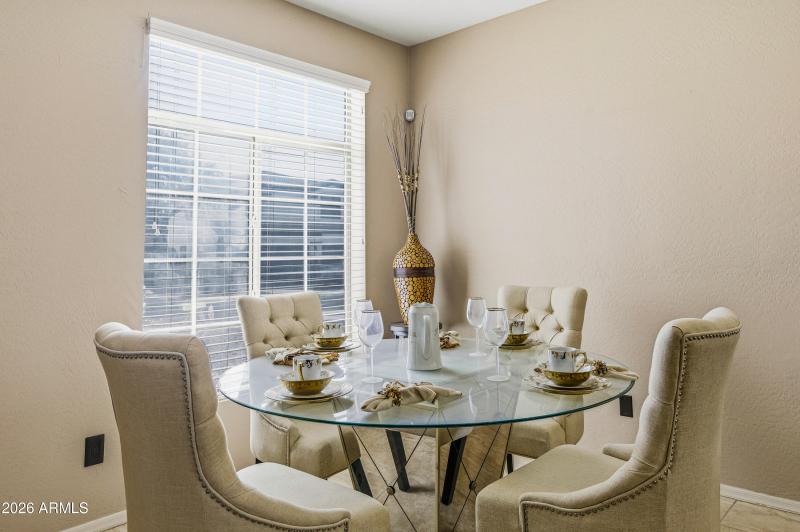 35834 W Cartegna Ln-9