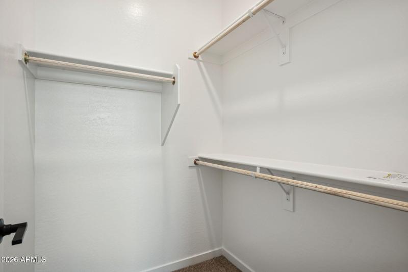 30-web-or-mls-20136-w-hazelwood-st