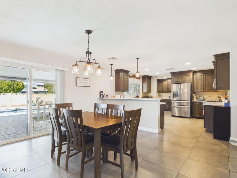 6-web-or-mls-CAM03379G0-PR0180-STILL006