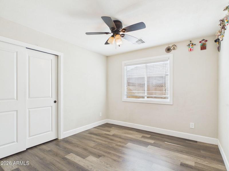 14-web-or-mls-CAM03379G0-PR0180-STILL014