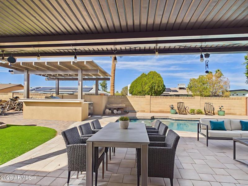 22-web-or-mls-CAM03379G0-PR0180-STILL021