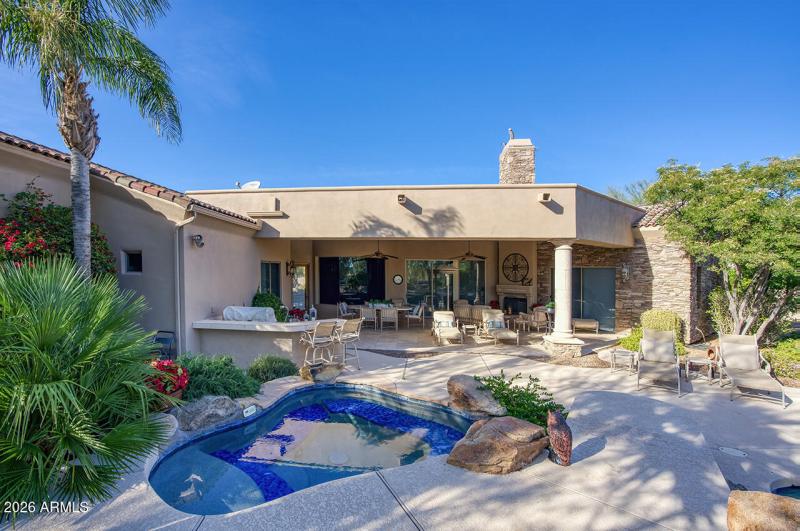 Covered Patio, BBQ and Spa