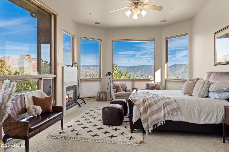 JL_220CrystalSky-primaryBedroom-revisit-