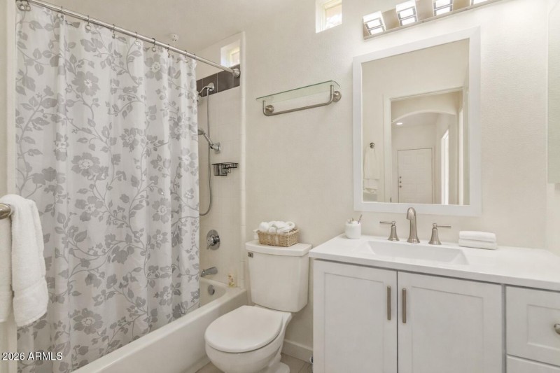 Virtually Staged Bathroom 2