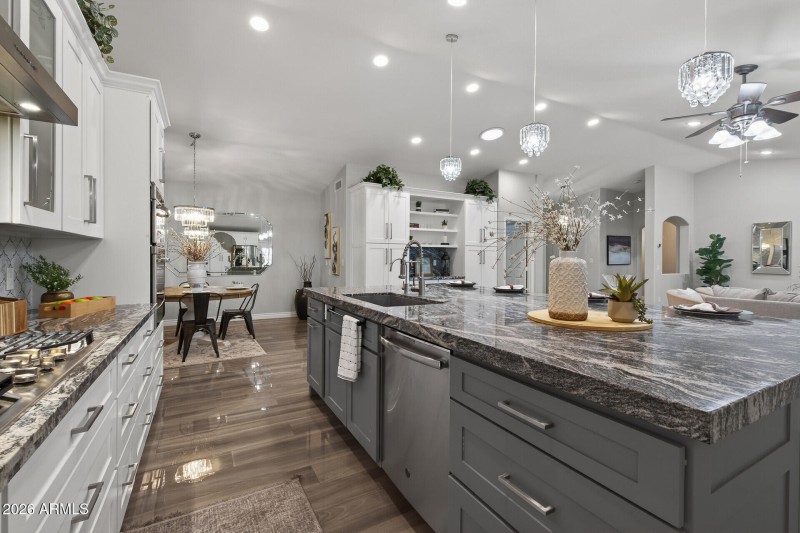 100_3533_N_159th_Ln9 (1)_mls