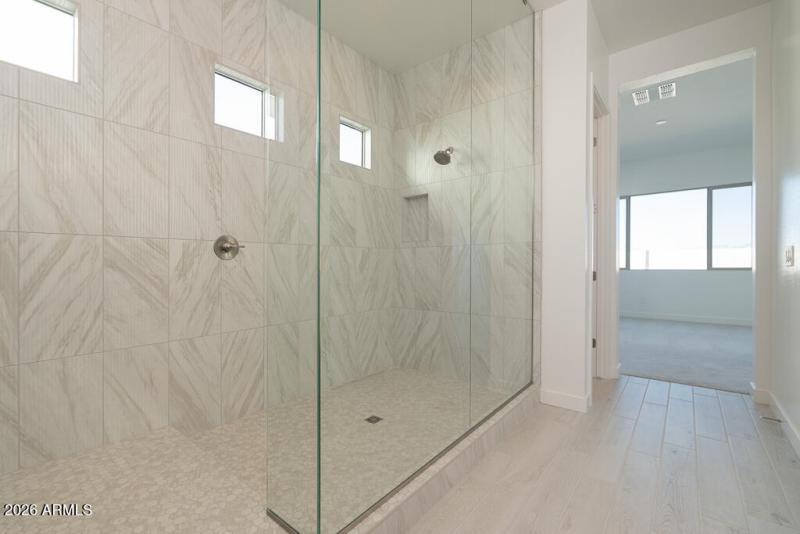 Tri Pointe Soleo 457 - Primary Bath-2MLS